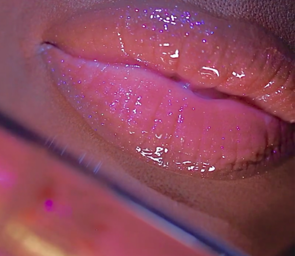 Libra Vibes pink golden orange tones gloss sheer Pink Golden Orange Chameleon Color Shifting lipgloss POP dior addict lip maximizer plumping lip gloss Gucci Luminous Matte Blush Dyson airwrap La Mer Charlotte Tillbury Opalex Sephora favorites Too Faced Christmas Bake Shoppe Makeup Set Rare Beauty Selena Gomez liquid blush colourpop so glassy lip gloss anastasia beverly hills moon jelly glossed up lip gloss kylie cosmetics high gloss