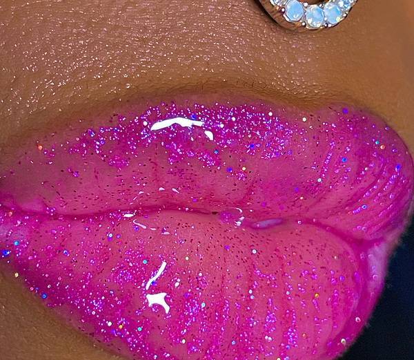 fenty beauty fuchsia flex lipgloss gloss bomb heat universal lip luminizer fall winter lip topper juvias place berries lipgloss glitter holographic lip makeup  aesthetic fuchsia gloss milani hypnotic lights gloss pat mcgrath blitztrance