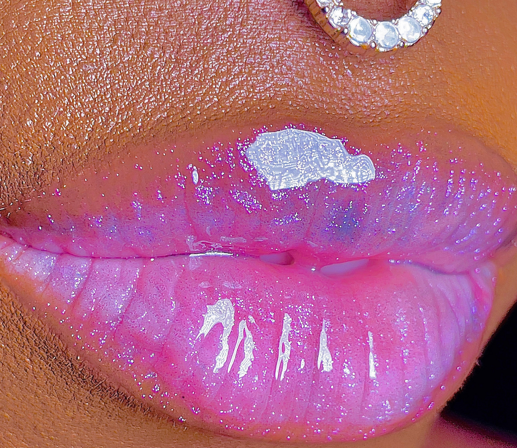 Periwinkle Blue with Iridescent Pearl  mint condition essential drip lip oil galactic gloss ocean glis gloss Haus laboratories Le riot lip glow glass slipper blue lip gloss Holographic sheer Blue Pink Purple Chameleon  lipgloss blue lip gloss aesthetic best lip gloss ethereal perfect lips opalescent sigma beauty lip switch lipglosses Chanel blue lip gloss