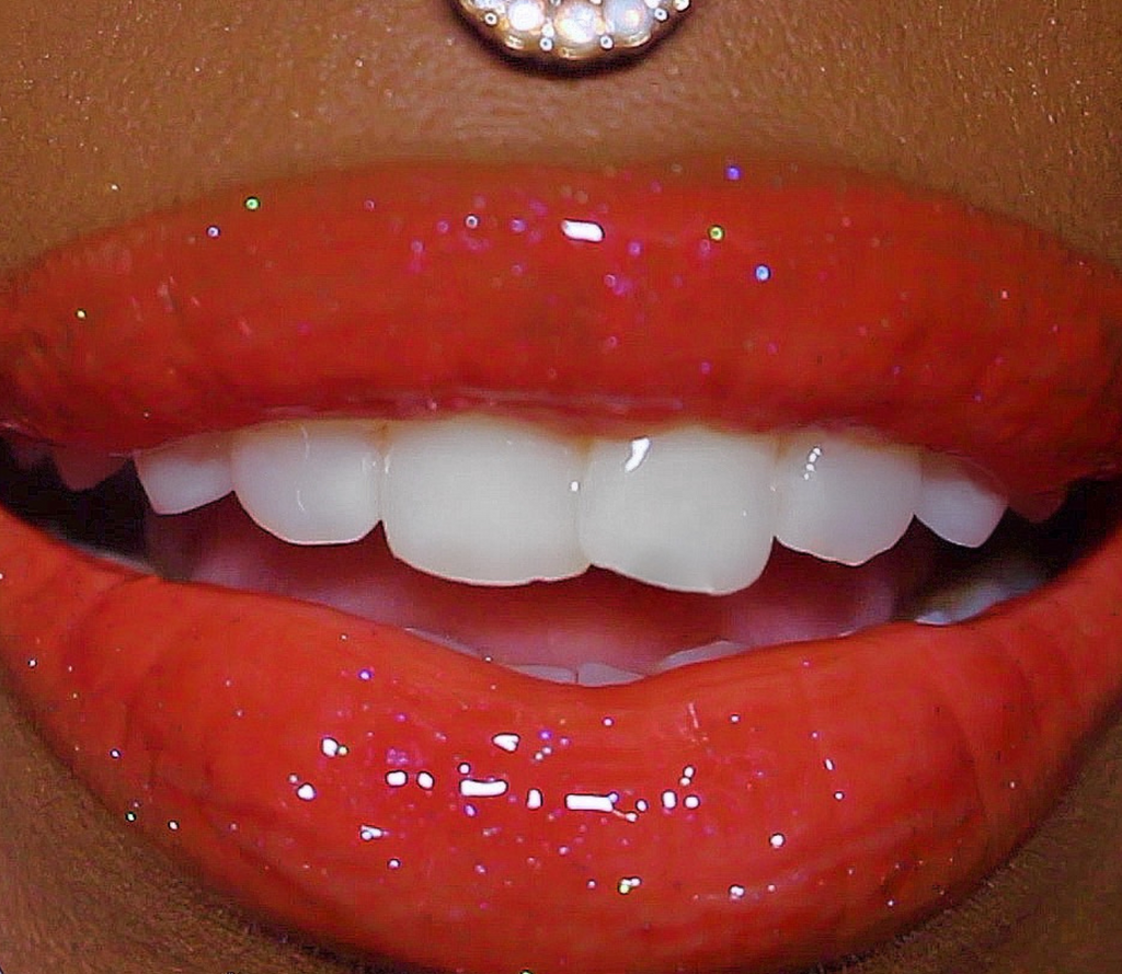 La Mer Charlotte Tillbury Opalex Sephora favorites Too Faced Christmas Bake Shoppe Makeup Set Rare Beauty Selena Gomez liquid blush knee high boots pigmented neutral toned glimmering brick red universal Juicy High shine glossy moisturizing lipgloss non sticky long lasting flavored affordable  red lip gloss red lip gloss aesthetic red lip gloss black girl red lip  shimmering bronze glittery fiery red orange gloss sigma lip switch lipgloss  rem beauty haus labs font gloss bomb
